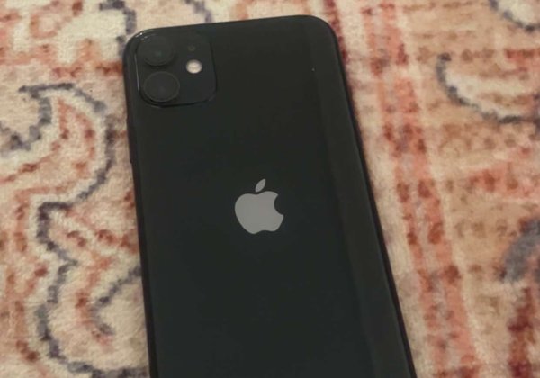 ايفون 11